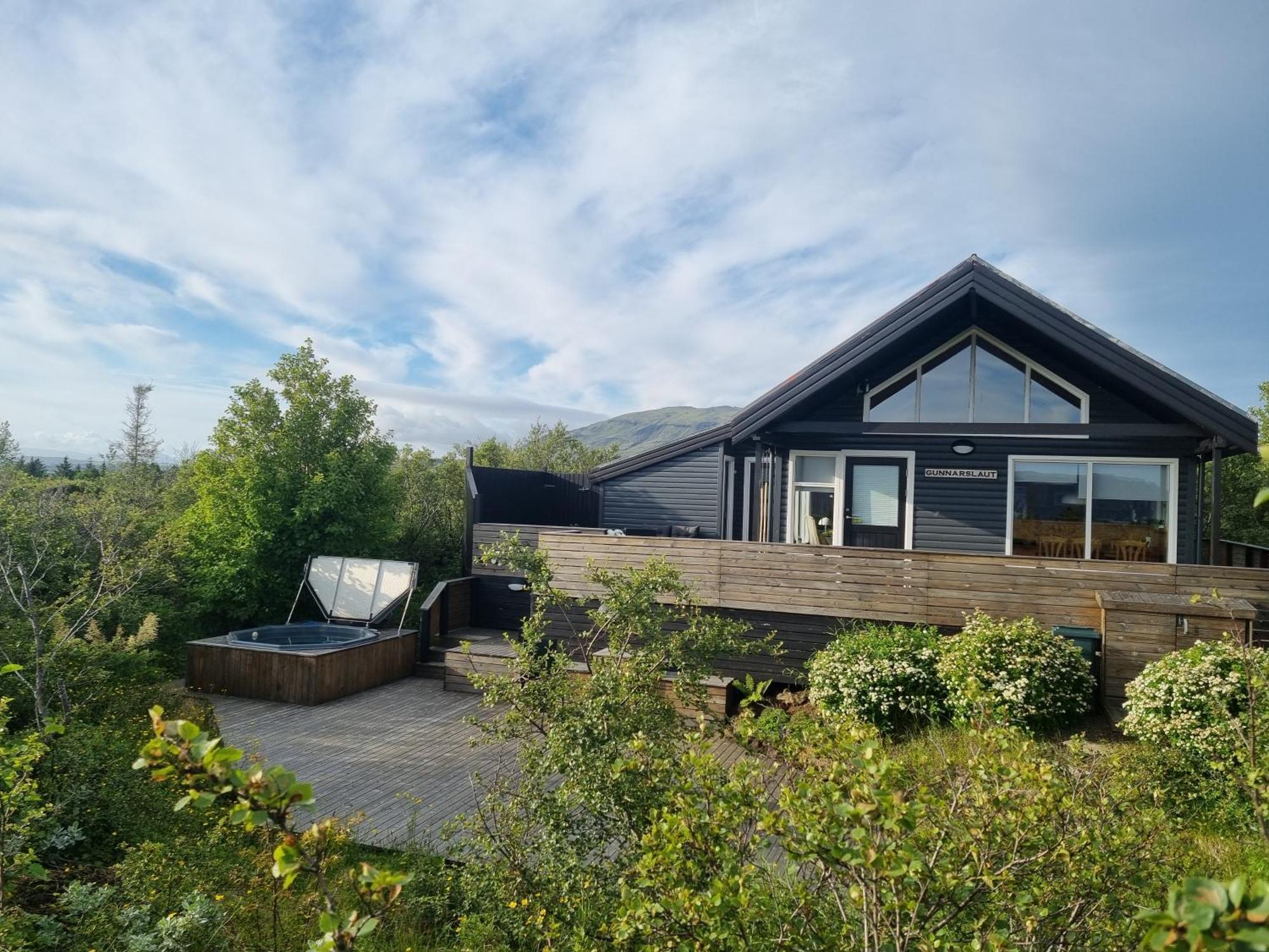 Local Cottage With Amazing View Selfoss Eksteriør billede
